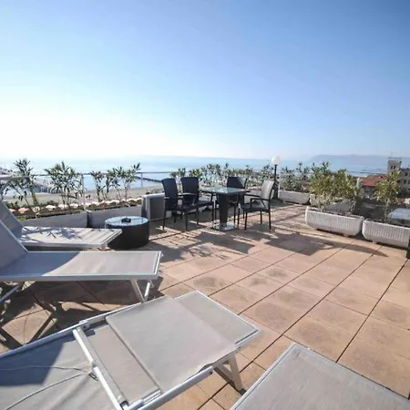 Appartement Tirreno Beachfront *